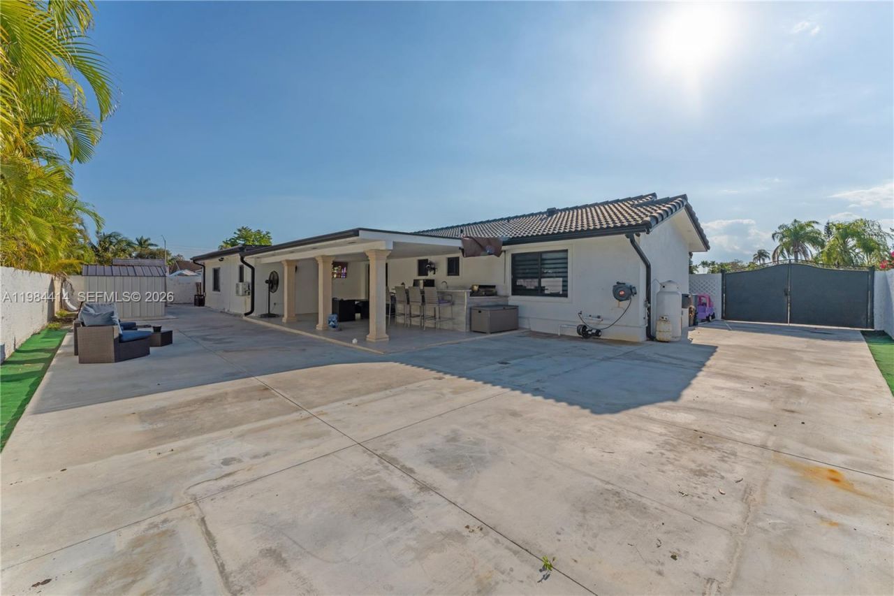 2401 SW 132nd Ave, Miami, FL 33175 Photo