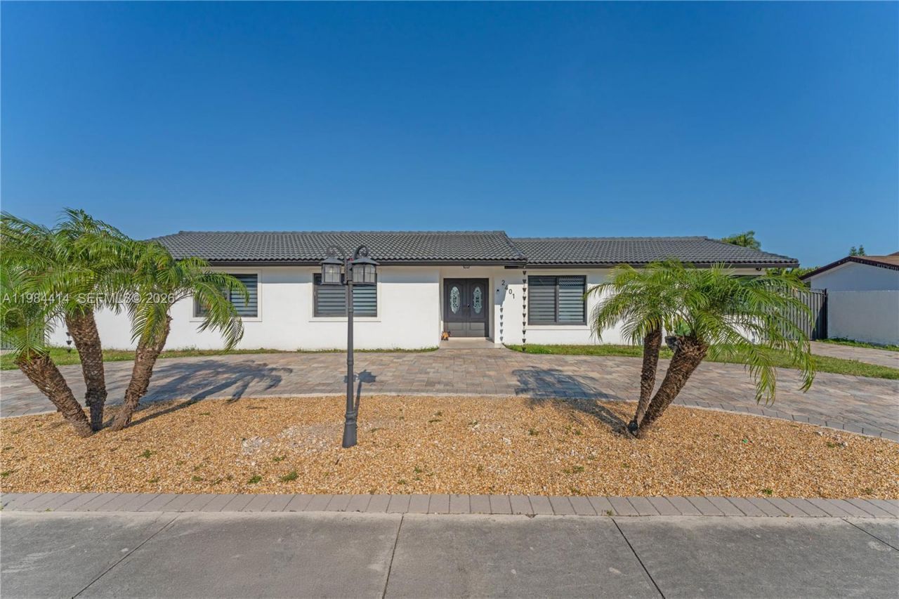 2401 SW 132nd Ave, Miami, FL 33175 Photo