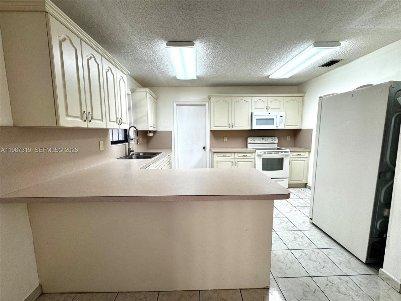 2835 SW 108th Pl, Miami, FL 33165 Photo