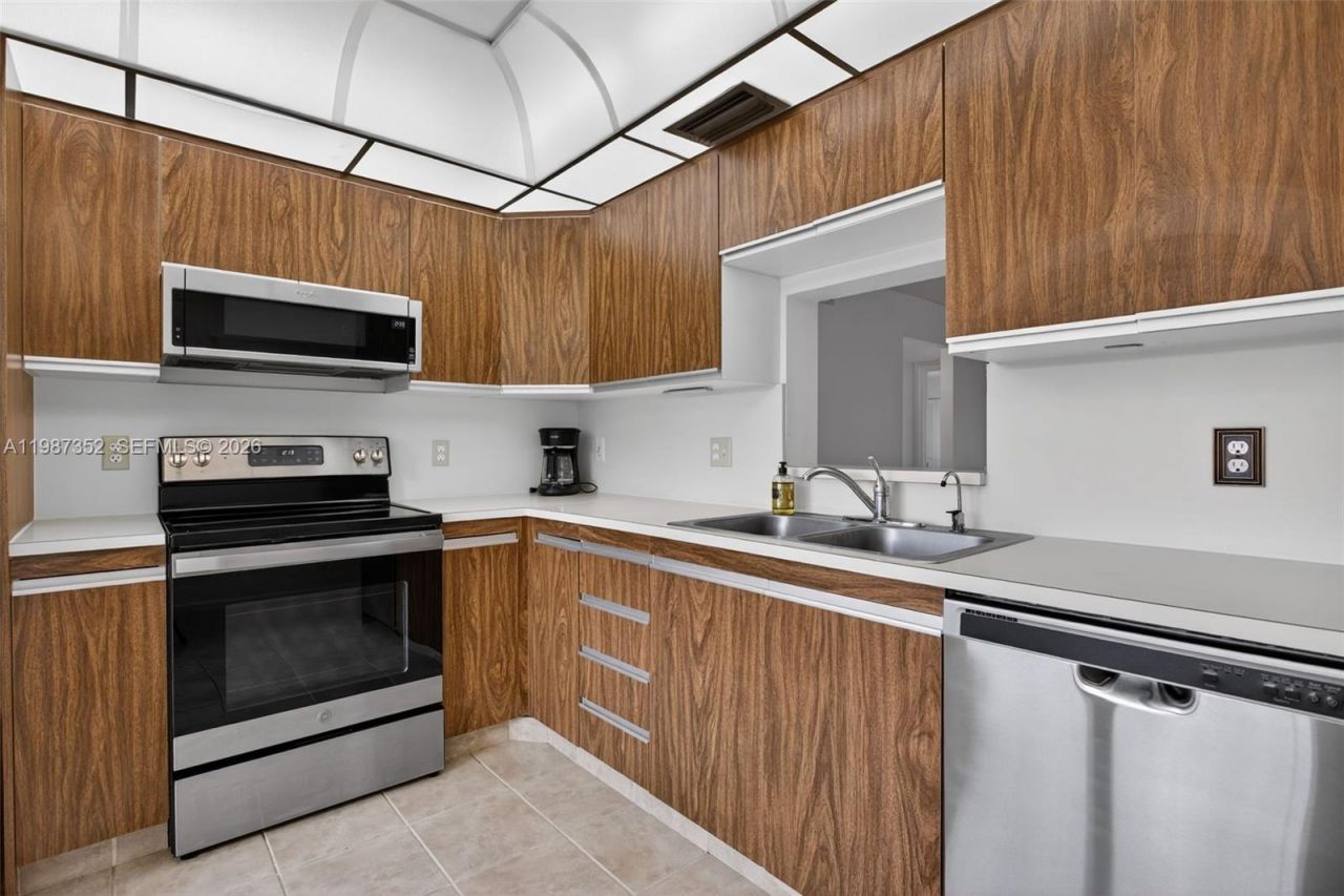 2001 Granada Dr, Unit A3, Coconut Creek, FL 33066 Photo