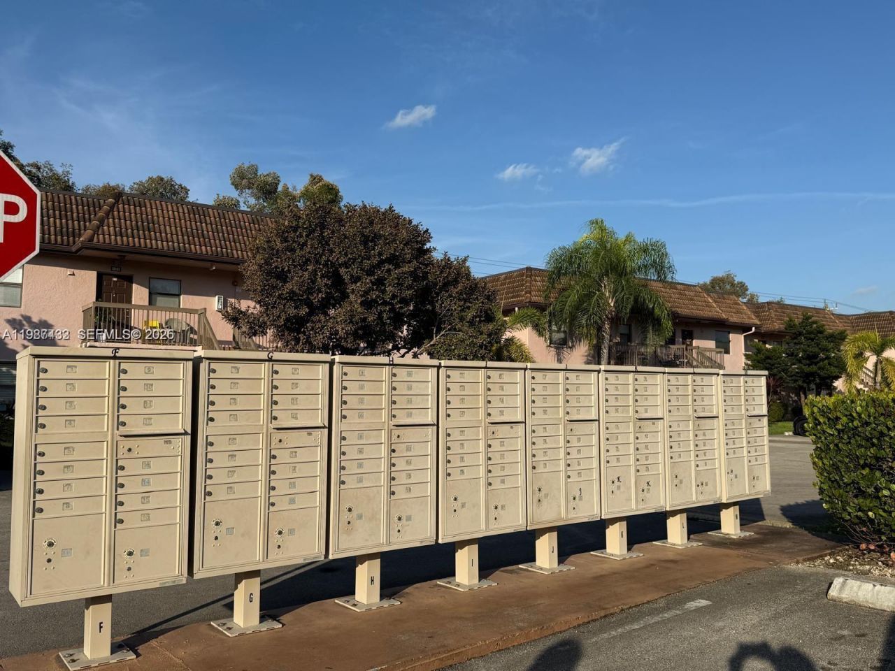 10616 NW 10th St, Unit 104, Pembroke Pines, FL 33026 Photo