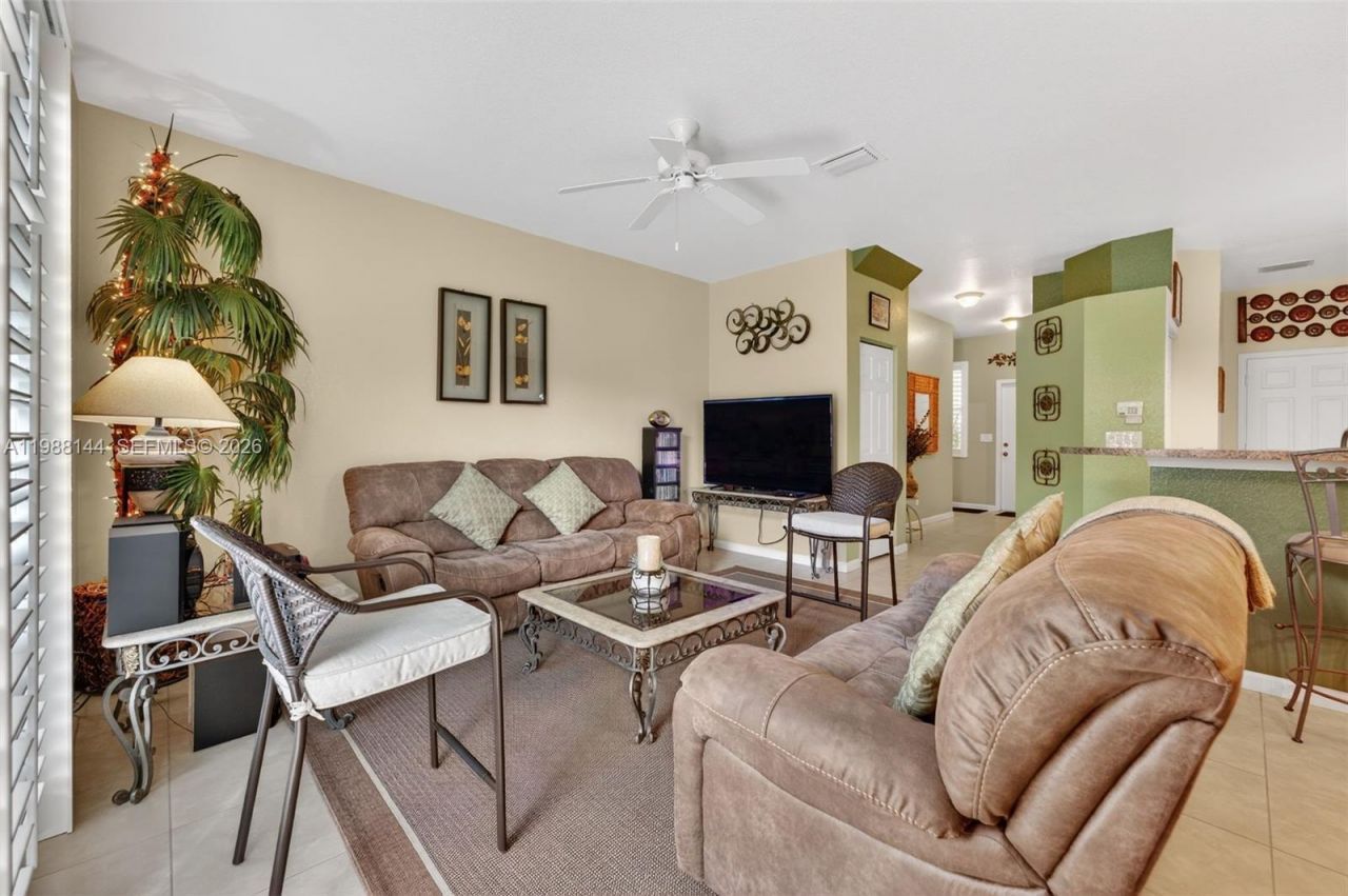 661 NW 21st Ave , Pompano Beach, FL 33069 Photo