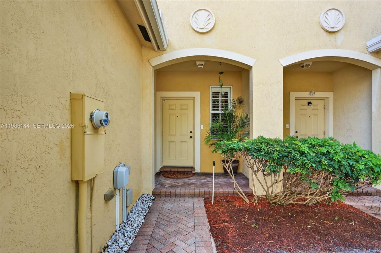 661 NW 21st Ave , Pompano Beach, FL 33069 Photo