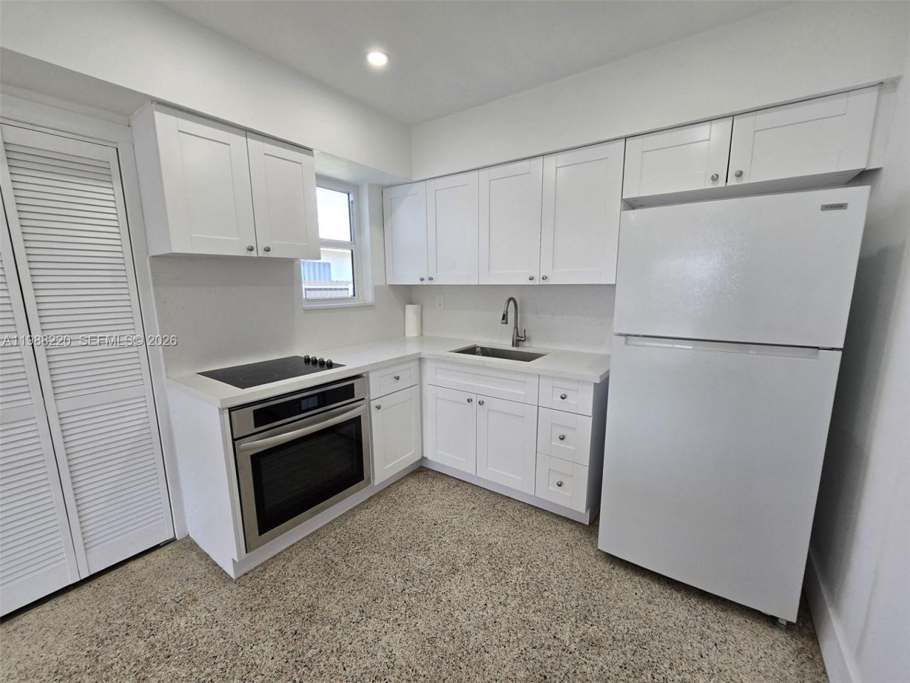 3245 SW 88th Ct, Miami, FL 33165 Photo