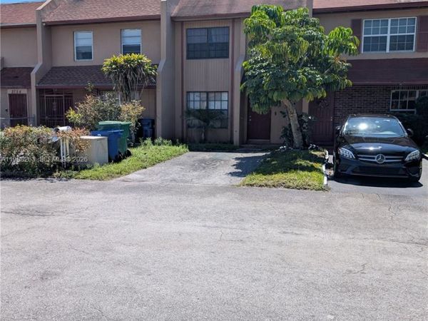 2758 NW 197th Ter, Unit 2758, Miami Gardens, FL 33056