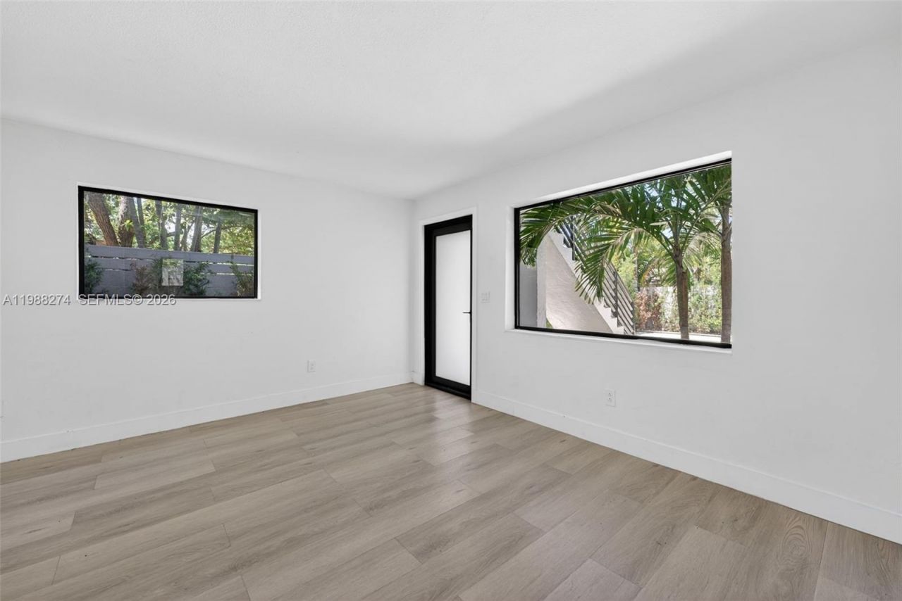 37 NW 59th St , Unit 4, Miami, FL 33127 Photo