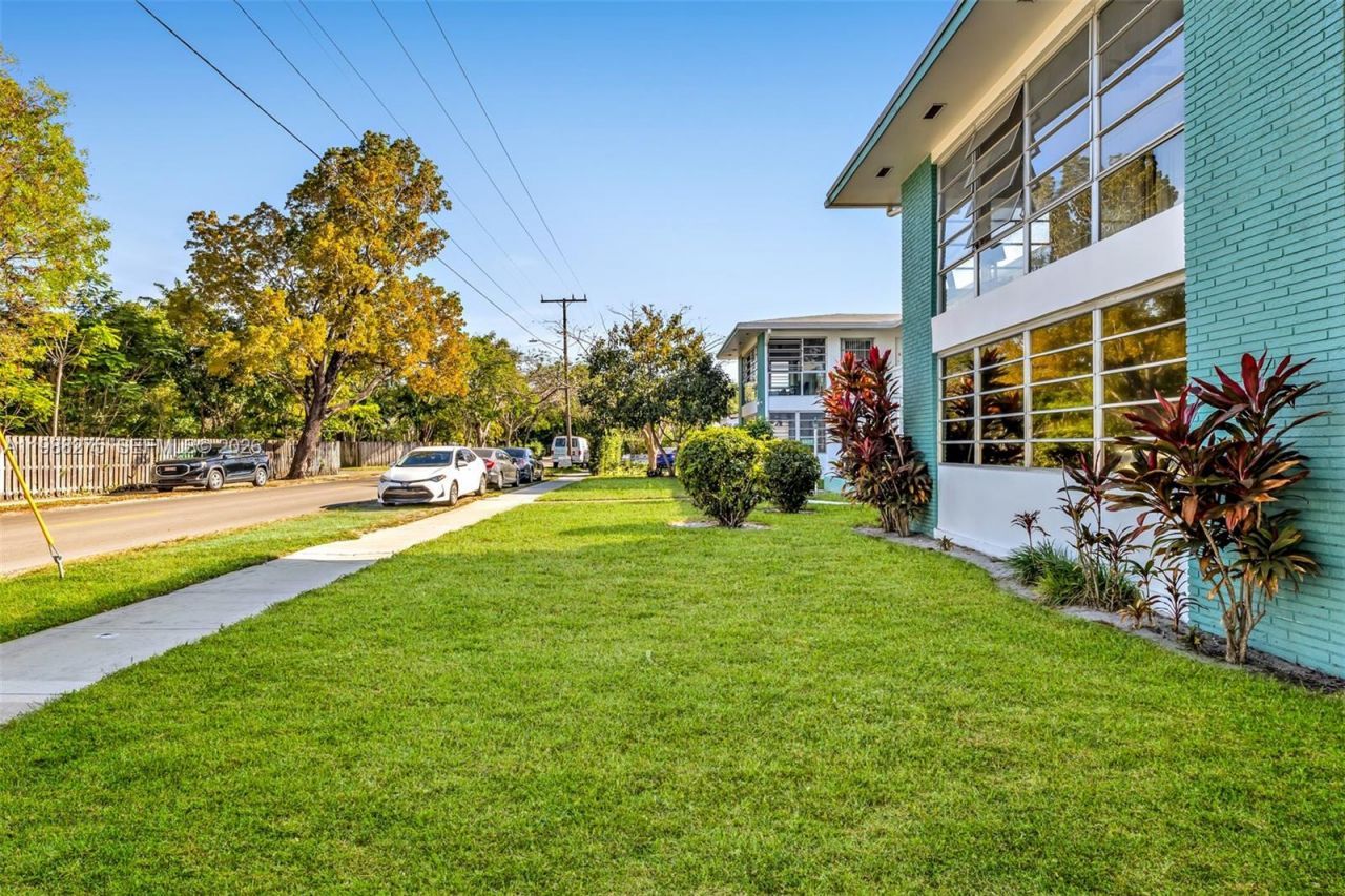 1400 S 19th Ave , Unit 1, Hollywood, FL 33020 Photo