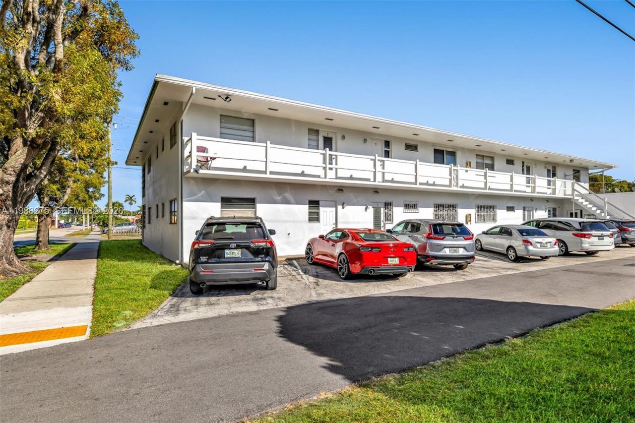 1400 S 19th Ave , Unit 1, Hollywood, FL 33020 Photo