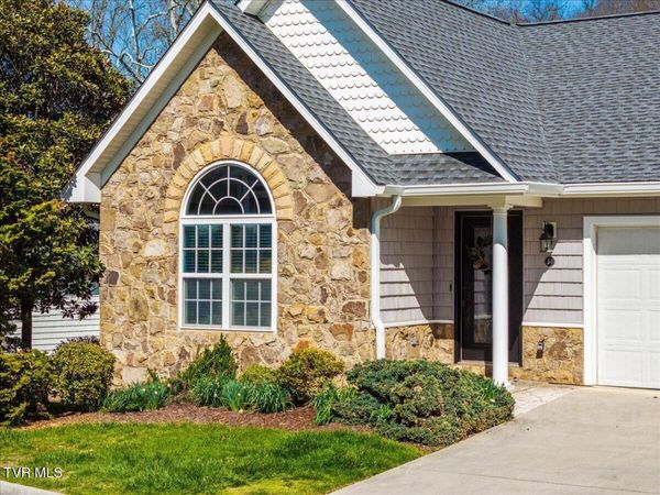 34 Bridgewater Court, Unit -, Gray, TN 37615