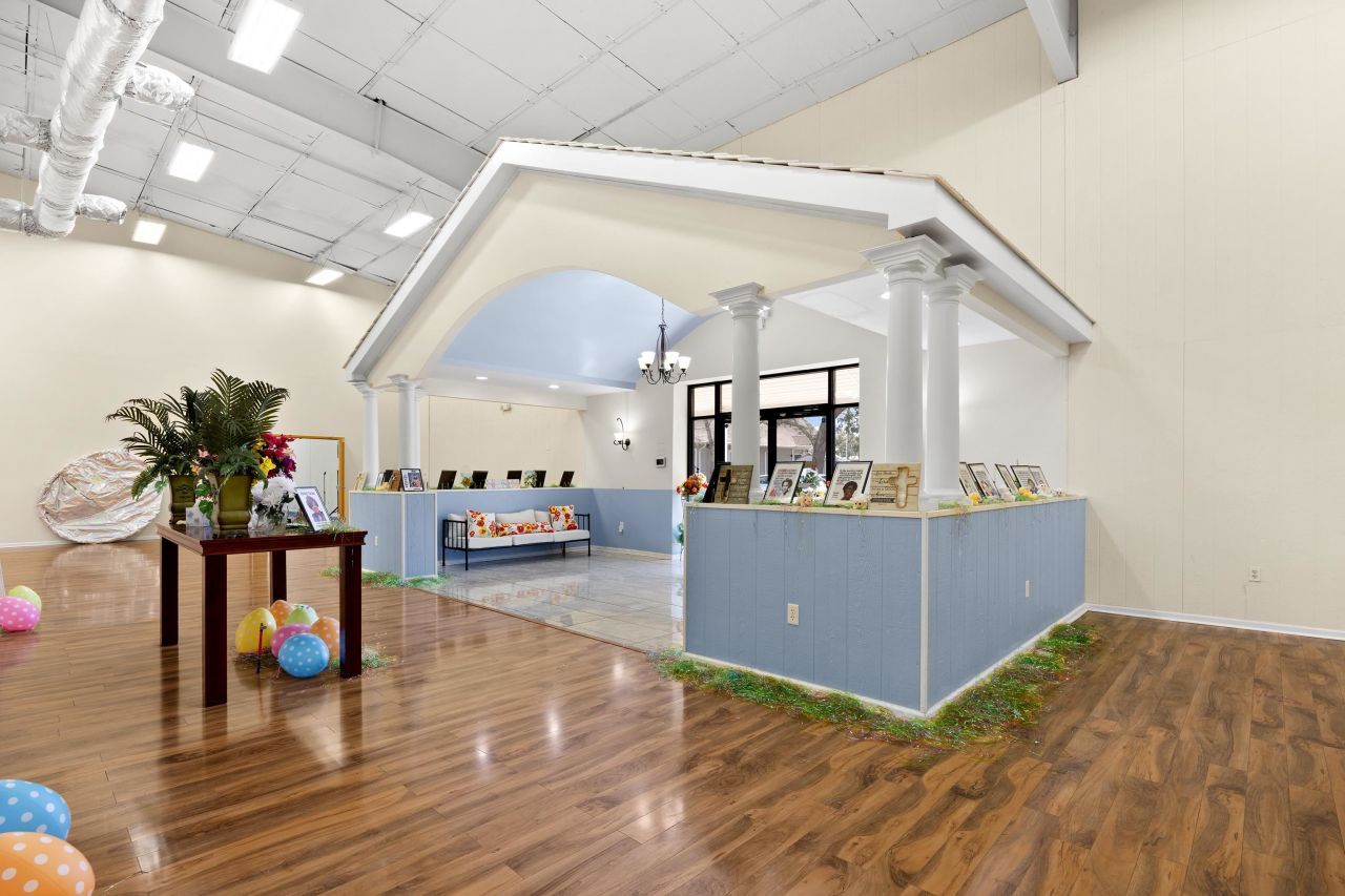 69 Jessamine Ave. Photo 13