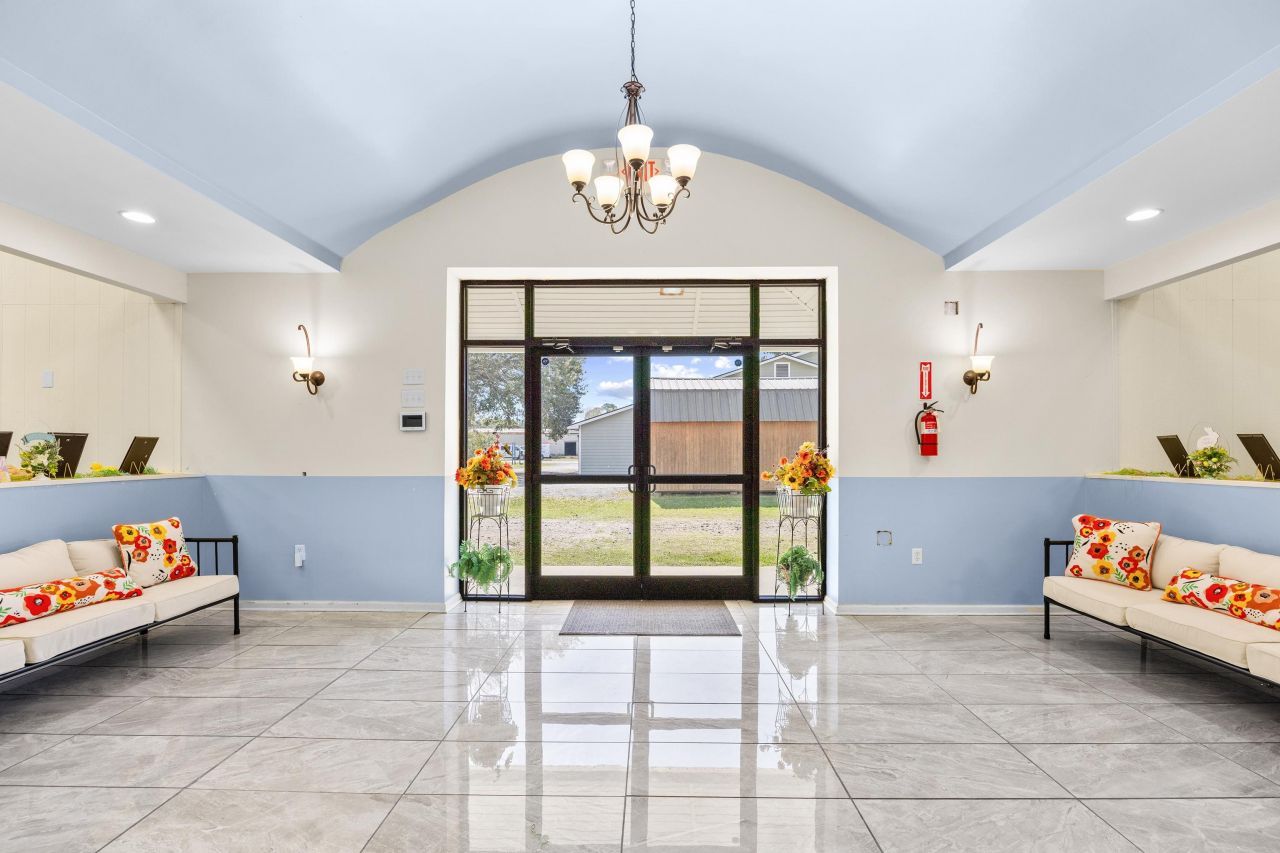 69 Jessamine Ave. Photo 14