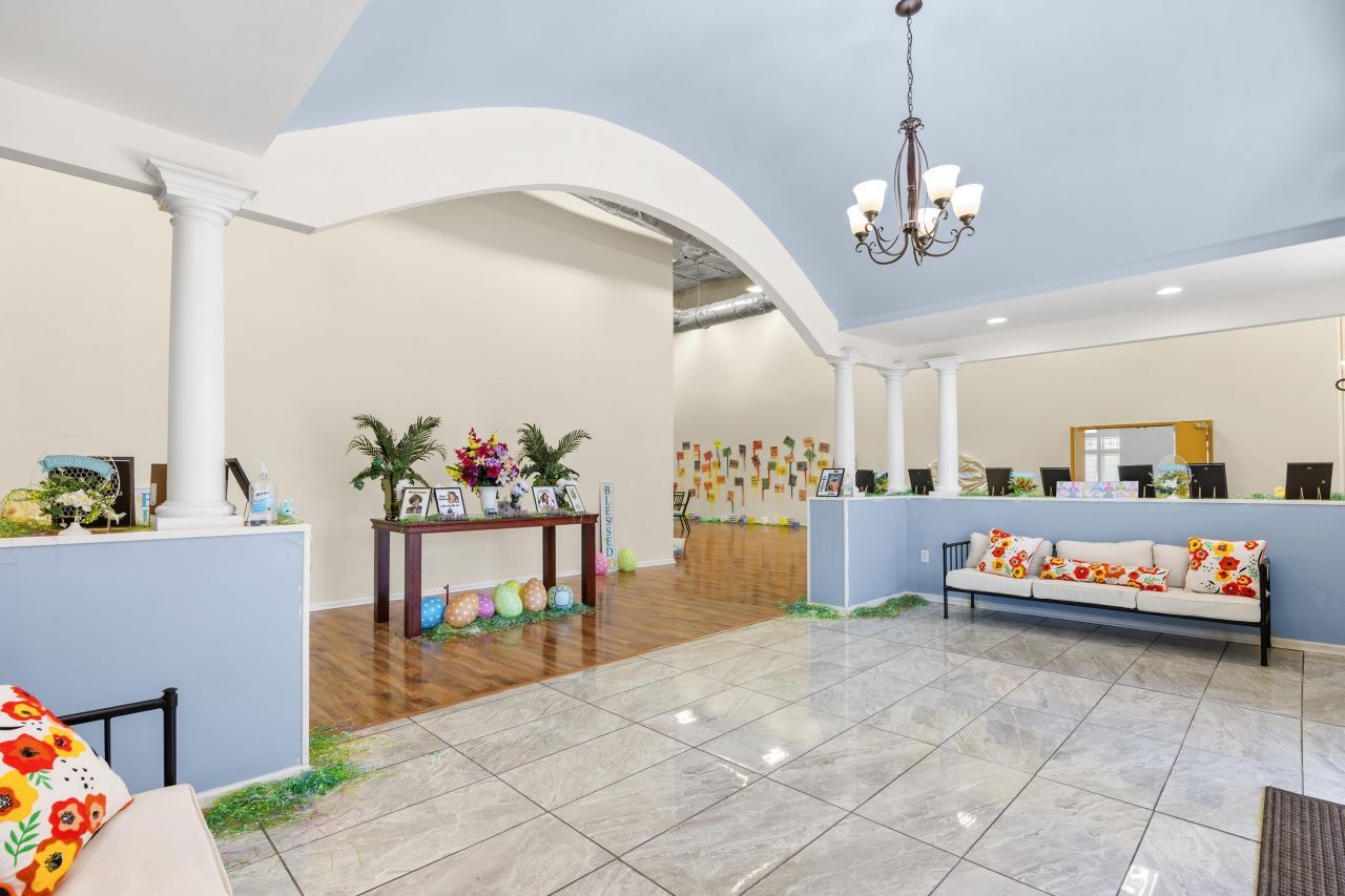 69 Jessamine Ave. Photo 15