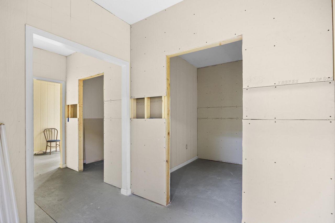 69 Jessamine Ave. Photo 22