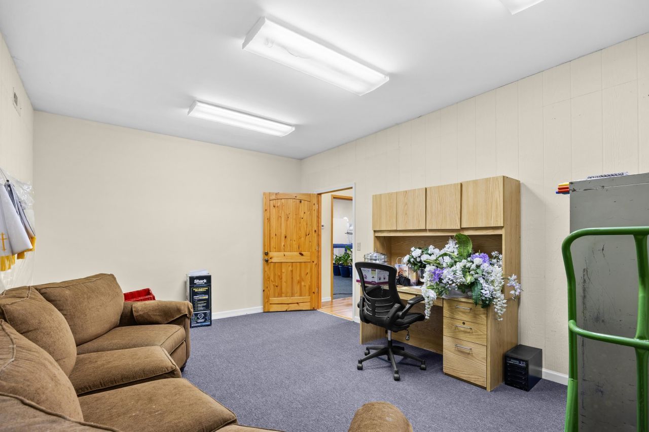 69 Jessamine Ave. Photo 23