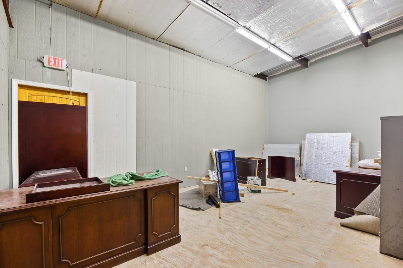 69 Jessamine Ave. Photo 26