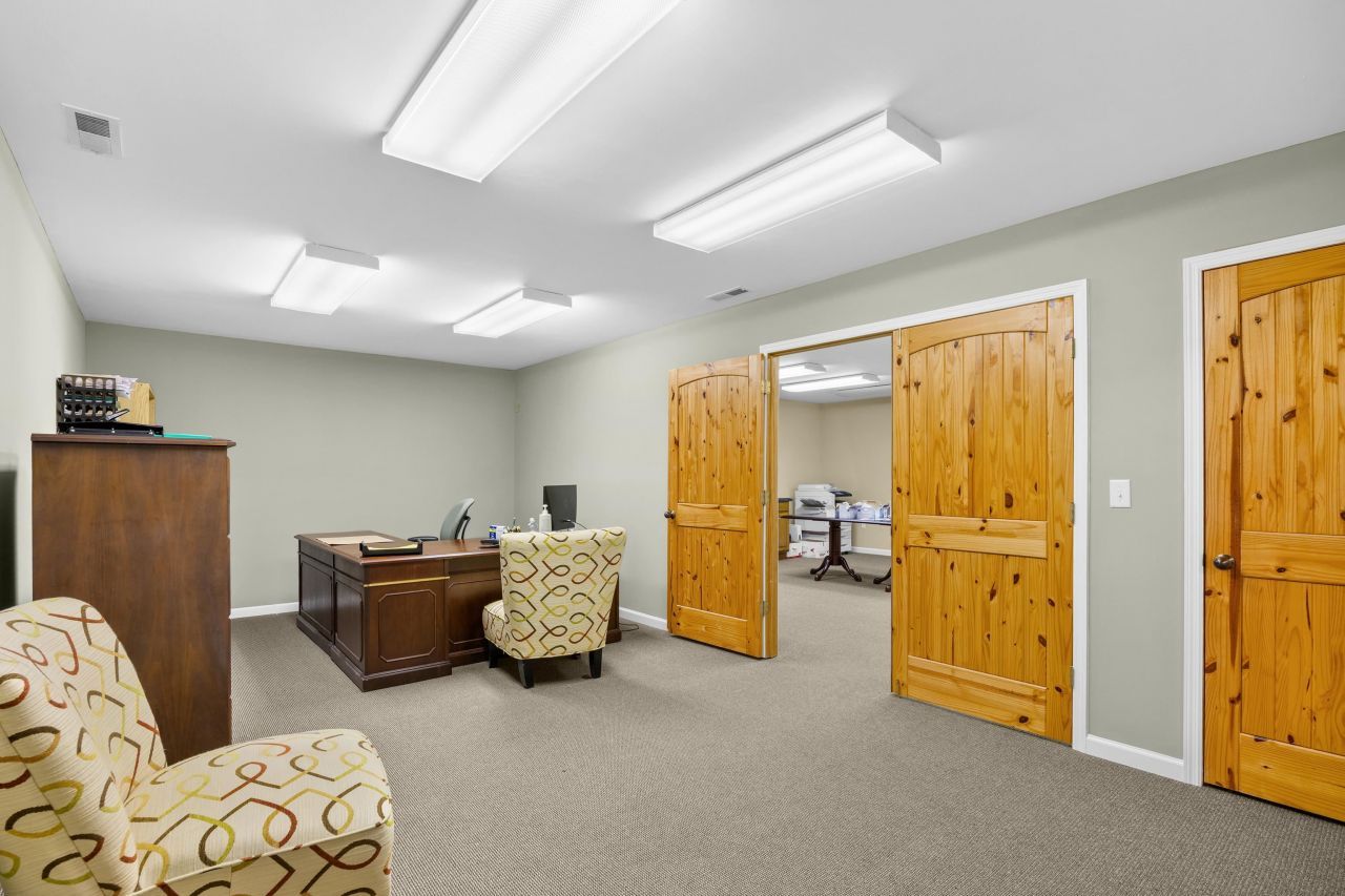 69 Jessamine Ave. Photo 27