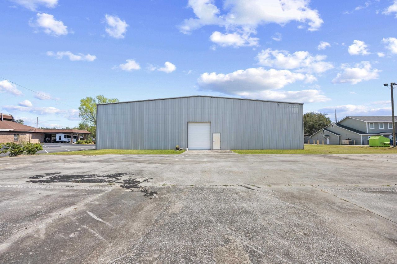 69 Jessamine Ave. Photo 35