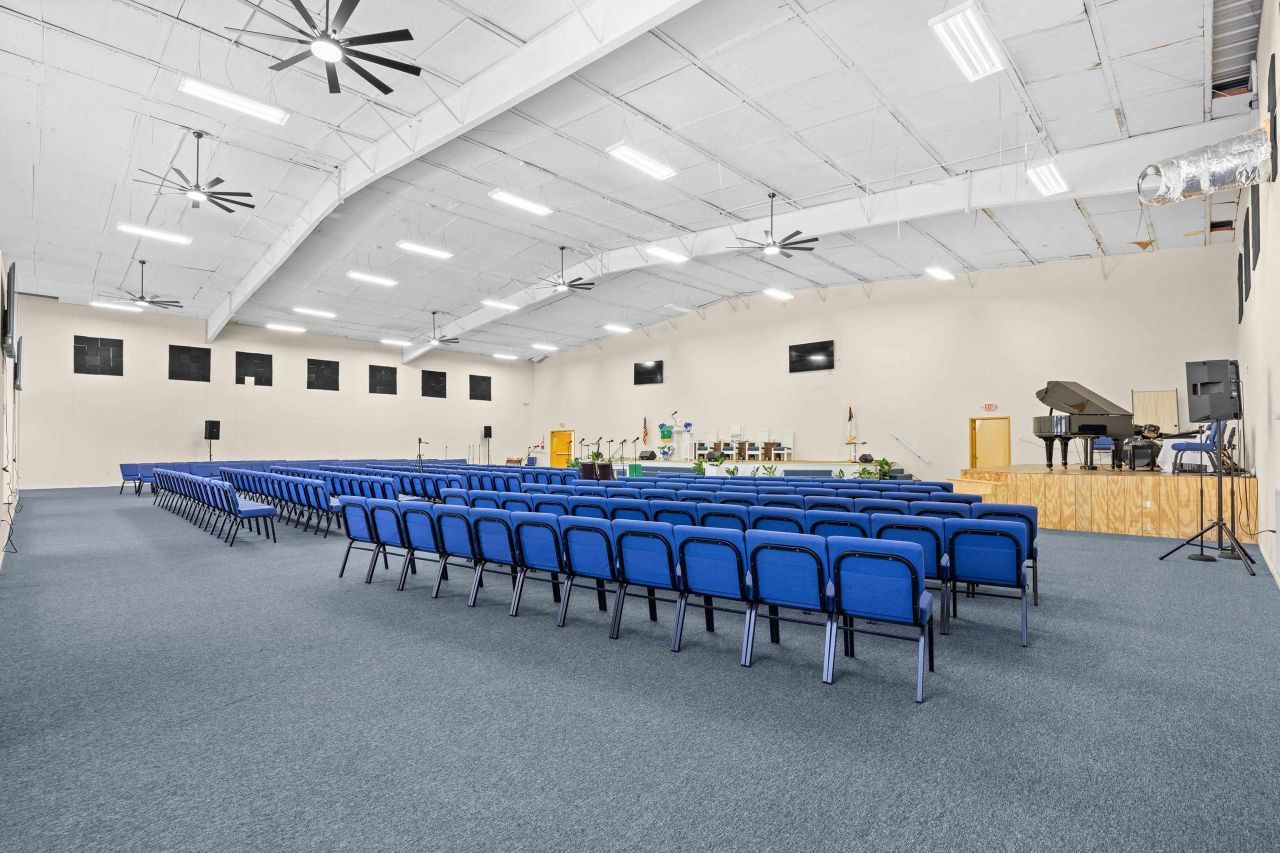 69 Jessamine Ave. Photo 4