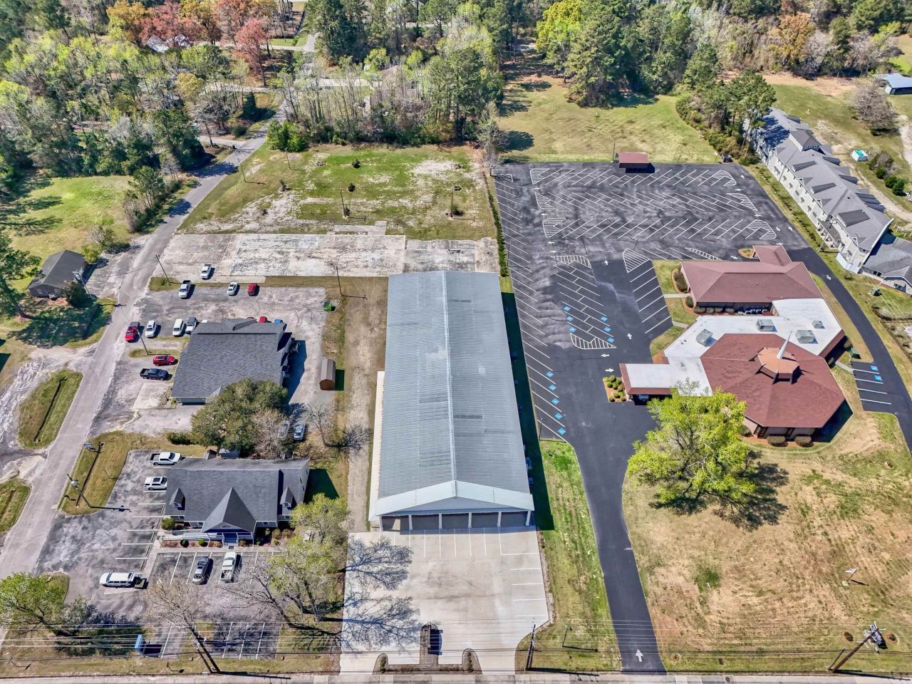 69 Jessamine Ave. Photo 52