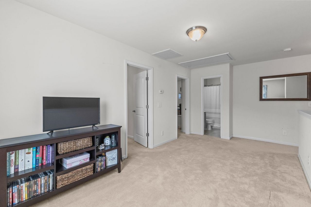 676 Trap Shooter Circle Photo 23