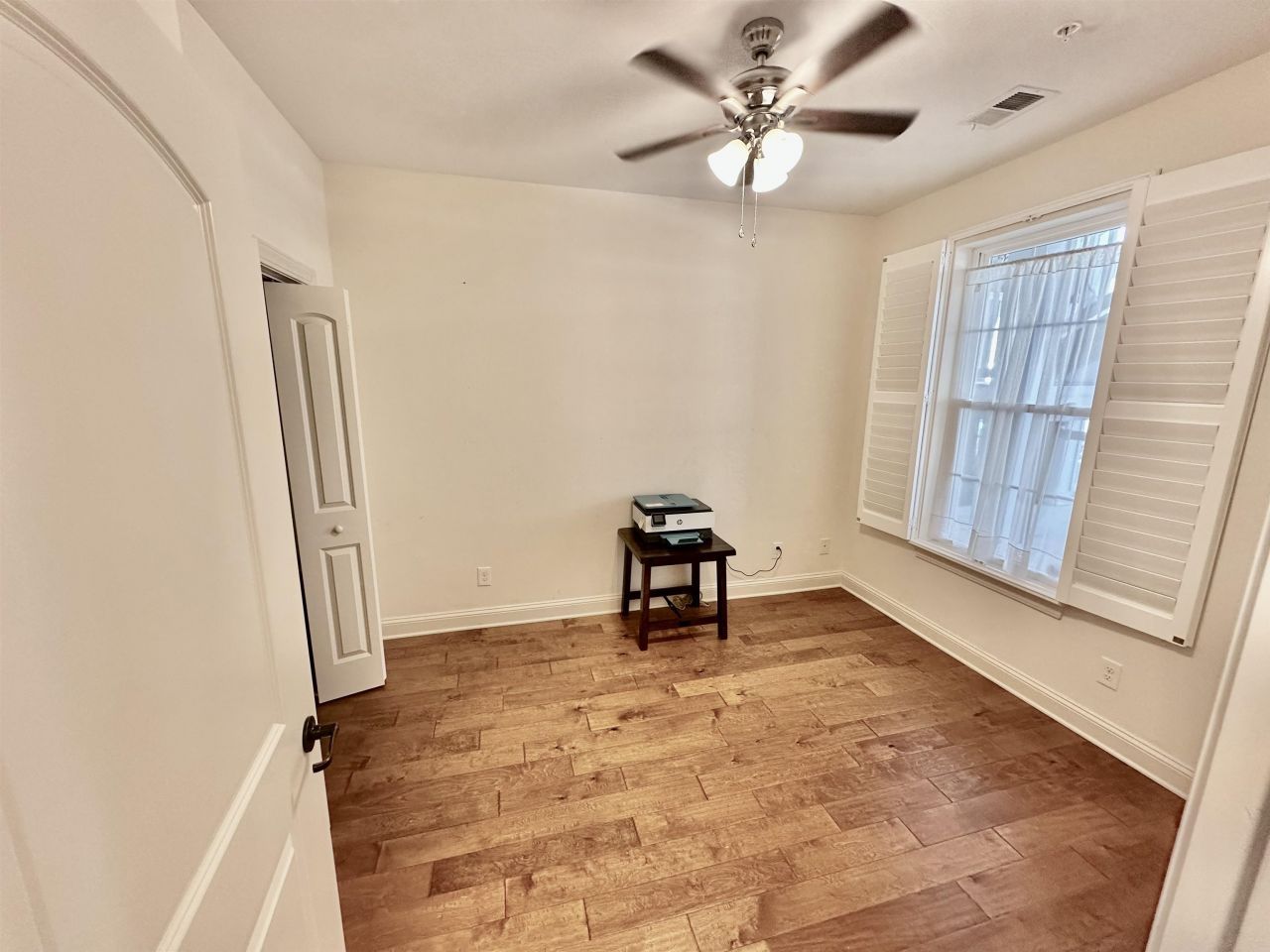 305 Shelby Lawson Dr.  Photo 8