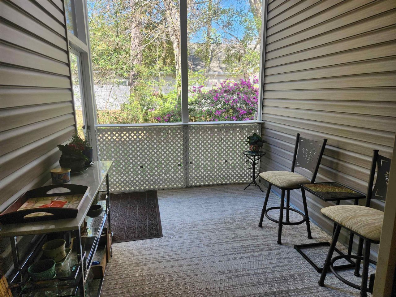 943-b Algonquin Dr.  Photo 6