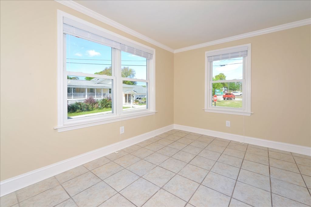 4206 S Seaview Dr.  Photo 4