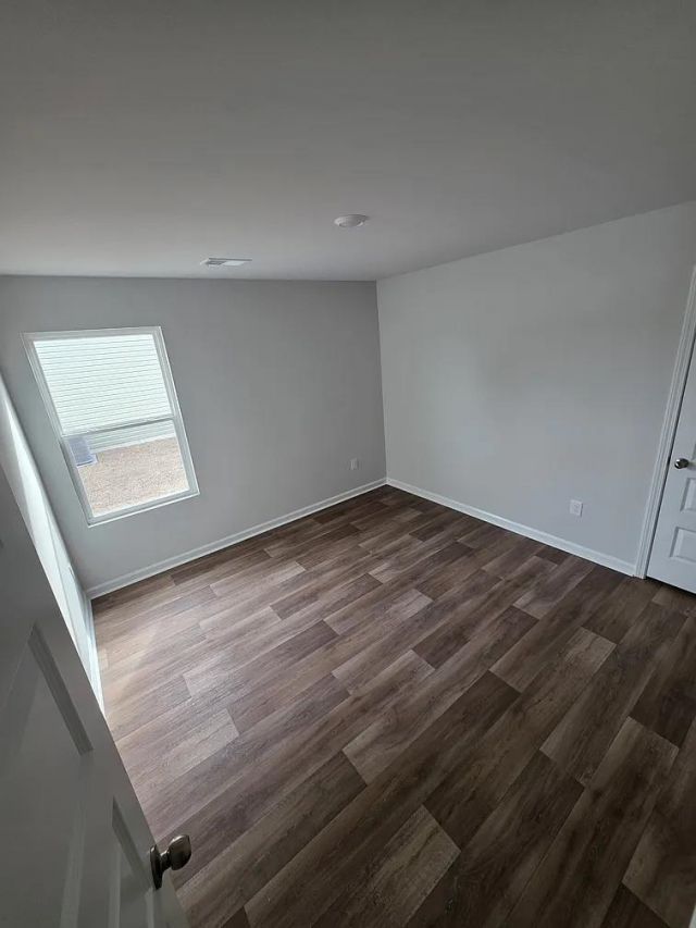 532 Runaway Train Dr Photo 11