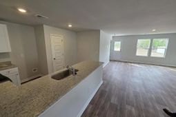 532 Runaway Train Dr photo 4