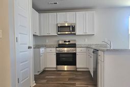 337 Sweet Vernal St photo 4