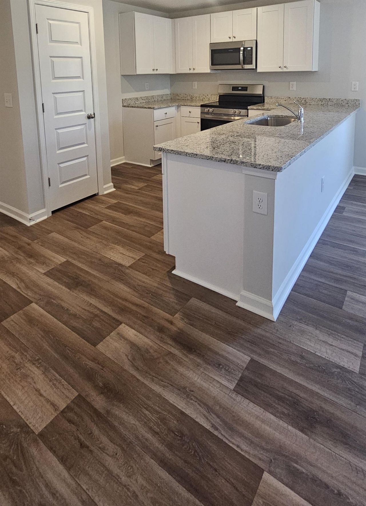 337 Sweet Vernal St Photo 7