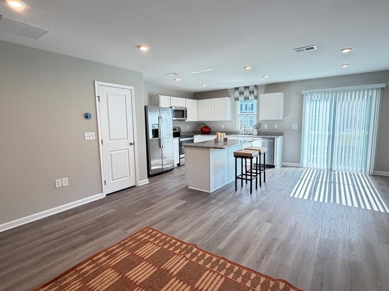 132 Villa Grande St. Photo 15