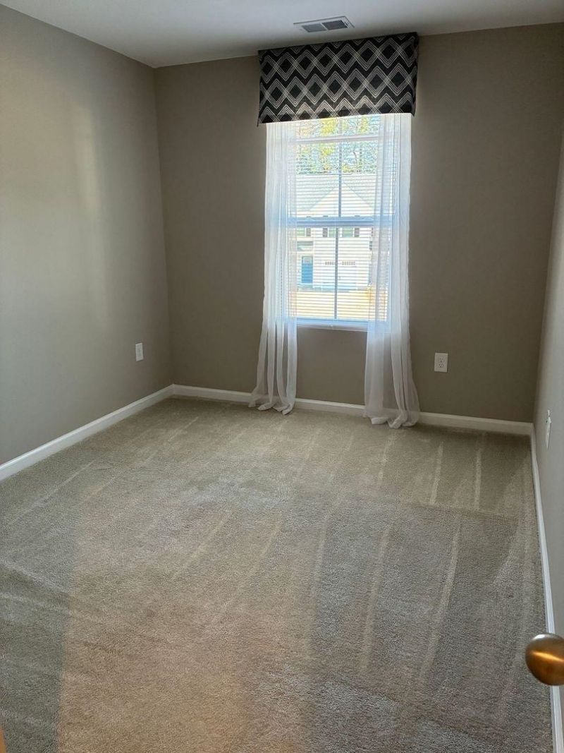 132 Villa Grande St. Photo 6