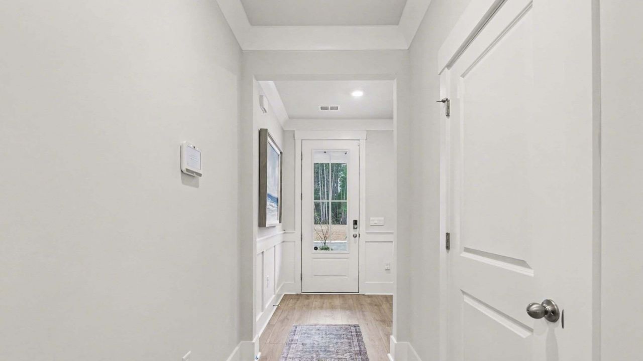 2634 Hudson Trail Photo 2