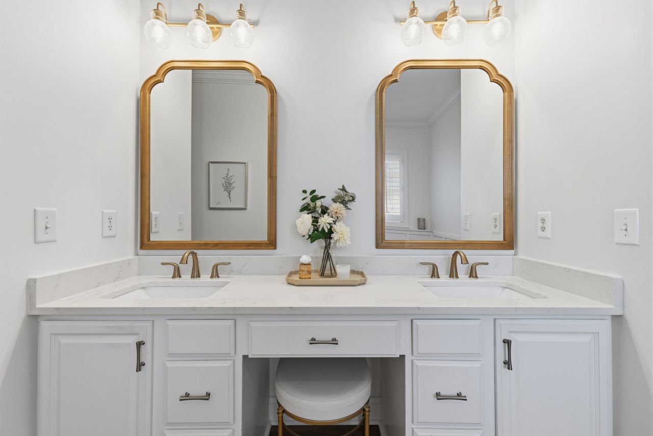 204 Chamberlin Dr. Photo 12