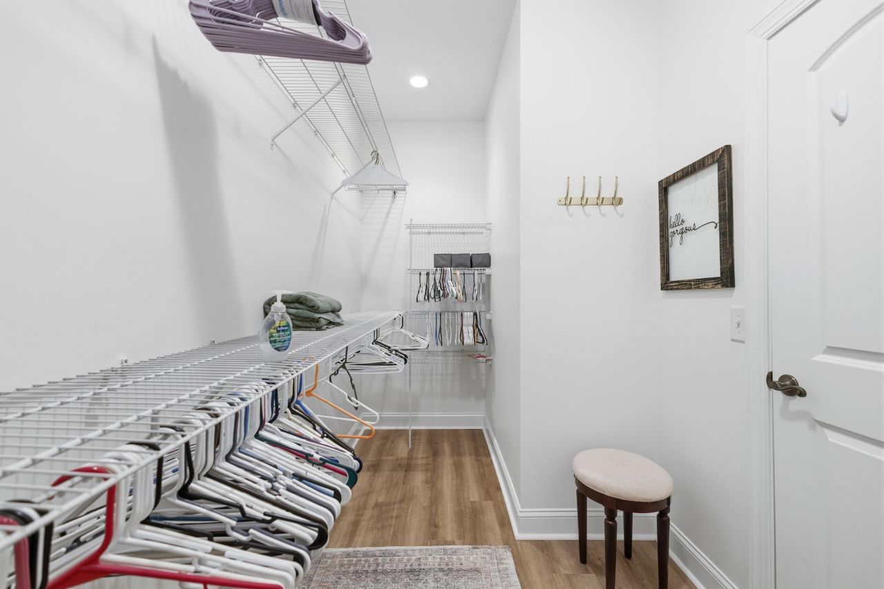 204 Chamberlin Dr. Photo 13