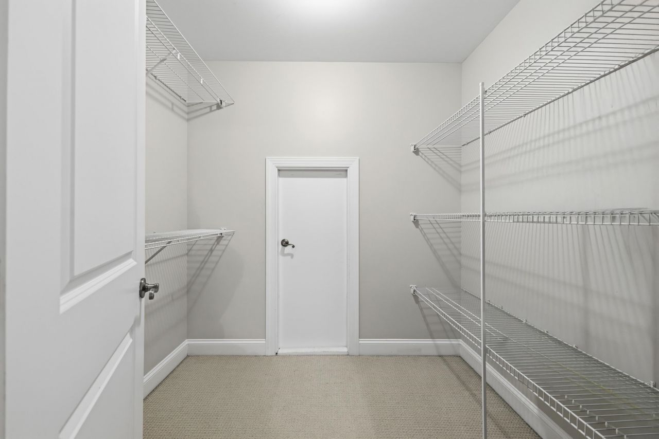 204 Chamberlin Dr. Photo 35