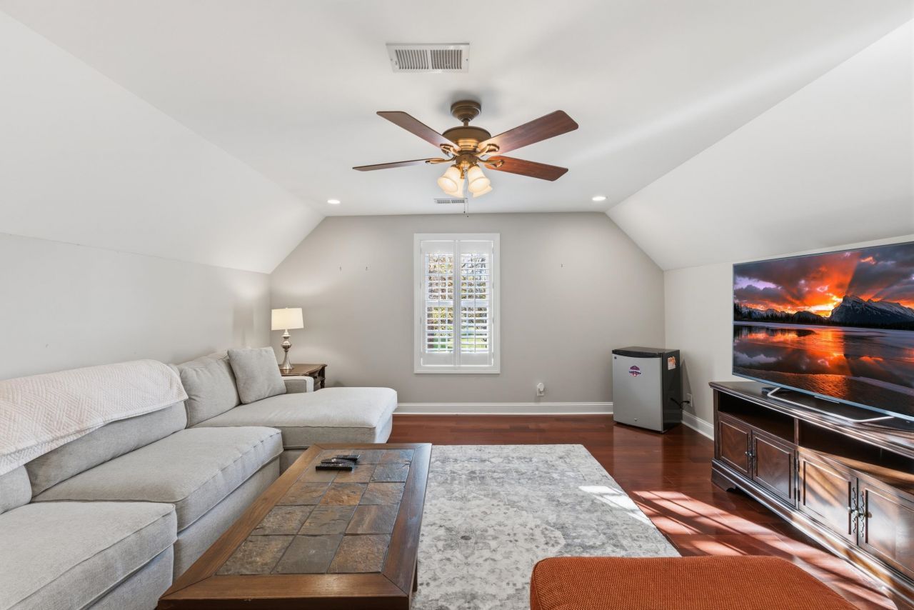 204 Chamberlin Dr. Photo 39