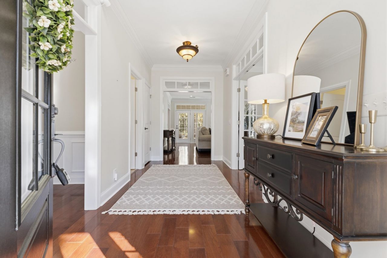 204 Chamberlin Dr. Photo 4