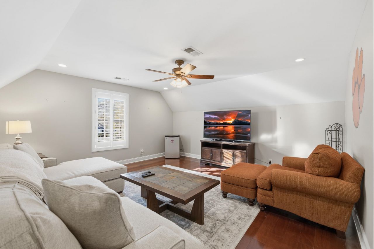 204 Chamberlin Dr. Photo 40