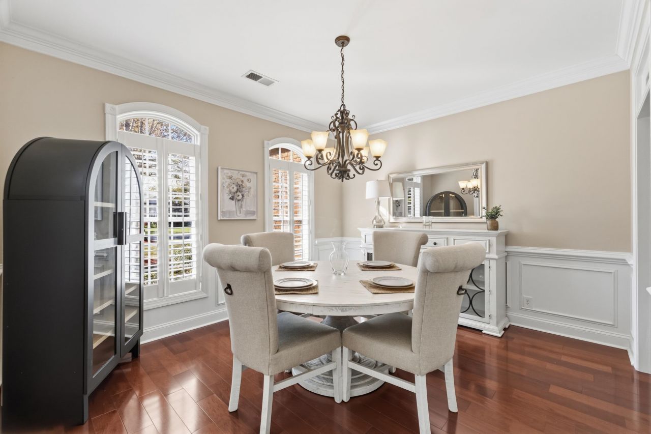 204 Chamberlin Dr. Photo 5