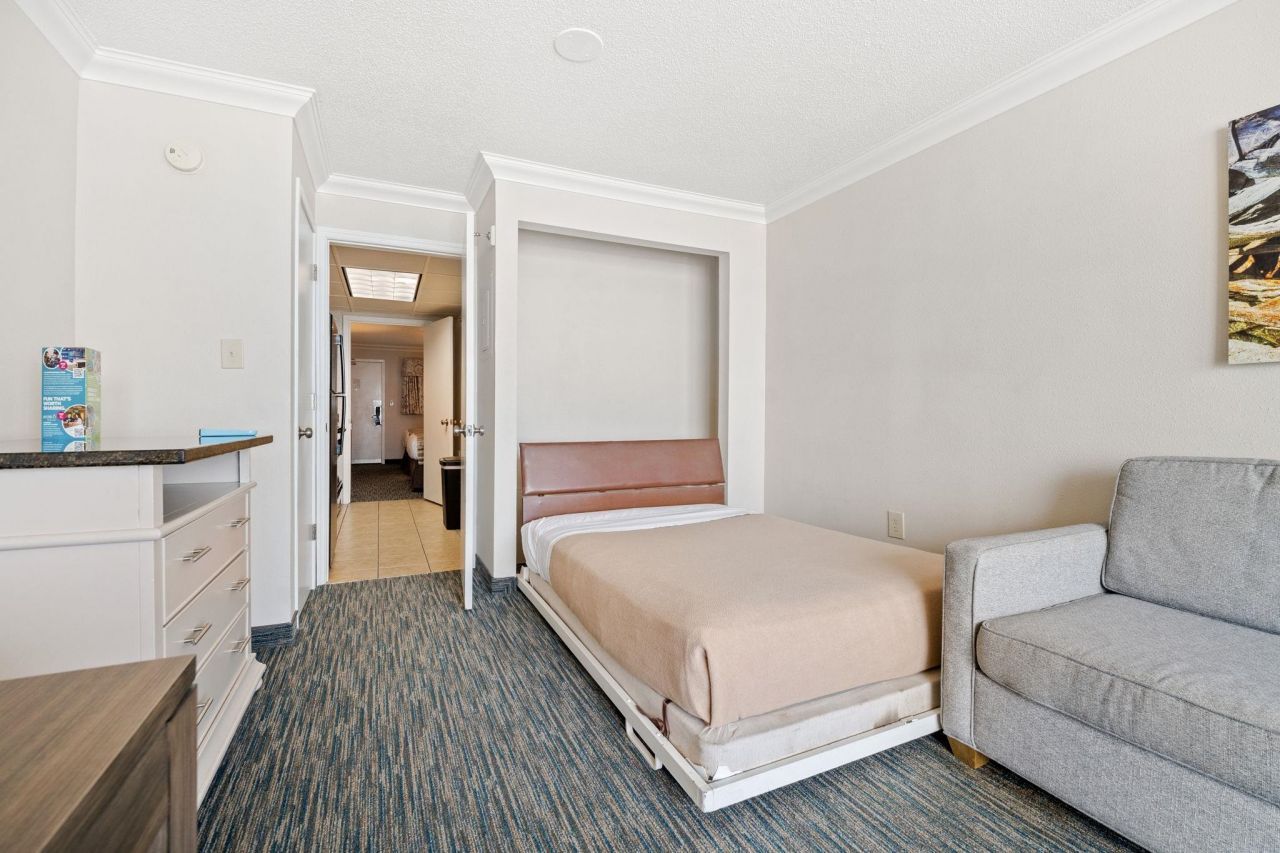 1105 S Ocean Blvd. S  Photo 18