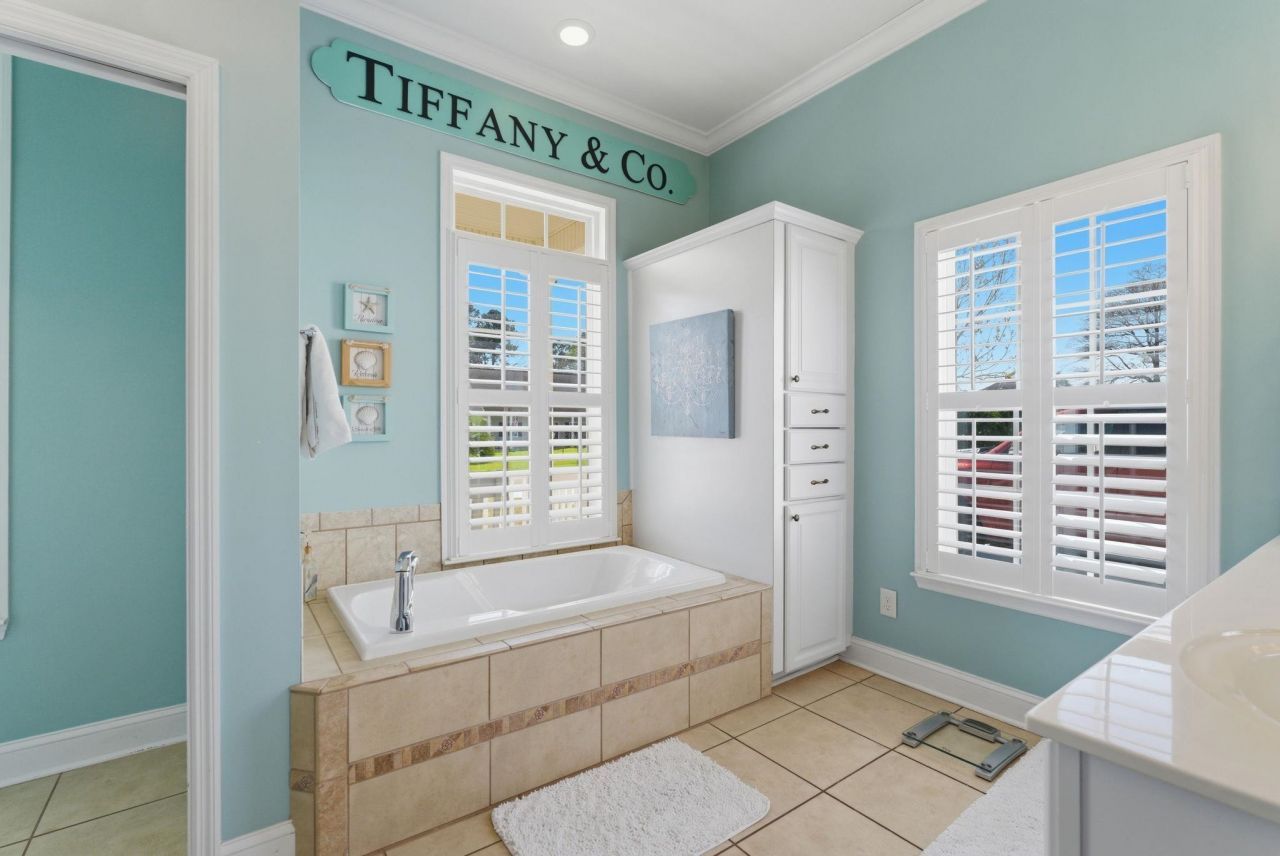 4241 Graystone Blvd. Photo 39