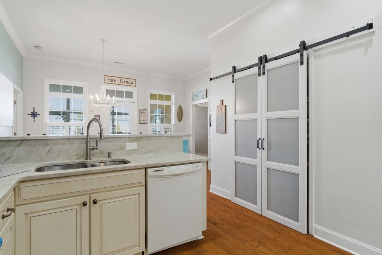 4241 Graystone Blvd. Photo 44