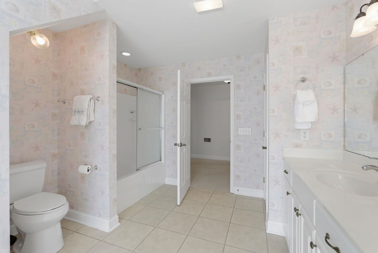 4241 Graystone Blvd. Photo 62