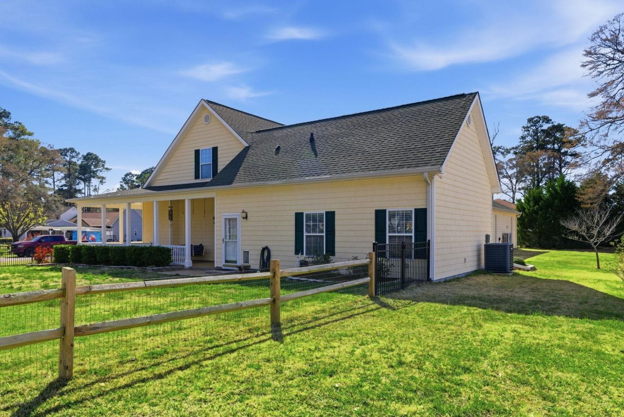 4241 Graystone Blvd. Photo 9