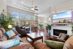 9060 Abingdon Dr.  photo 4