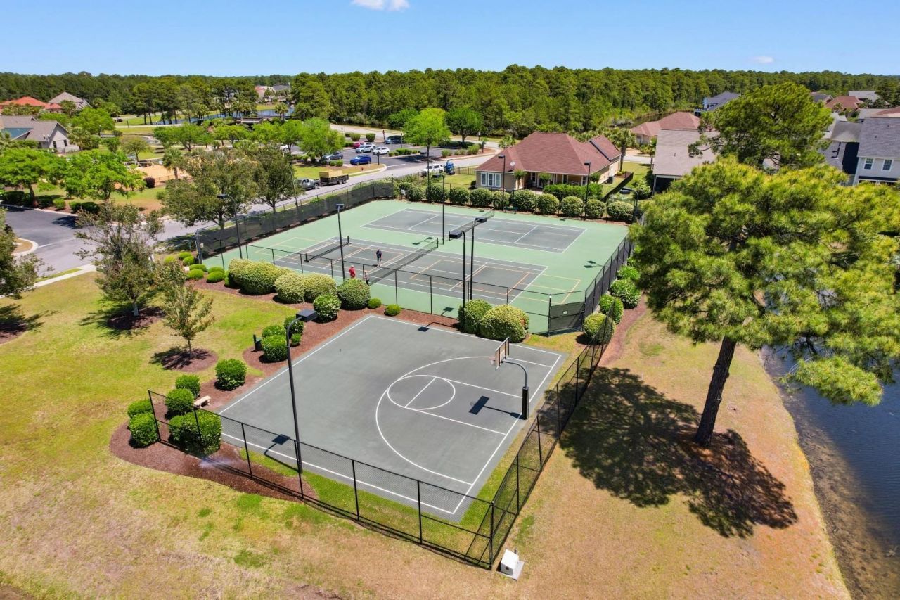 9060 Abingdon Dr.  Photo 32