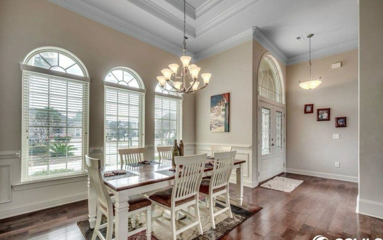 9060 Abingdon Dr.  Photo 9