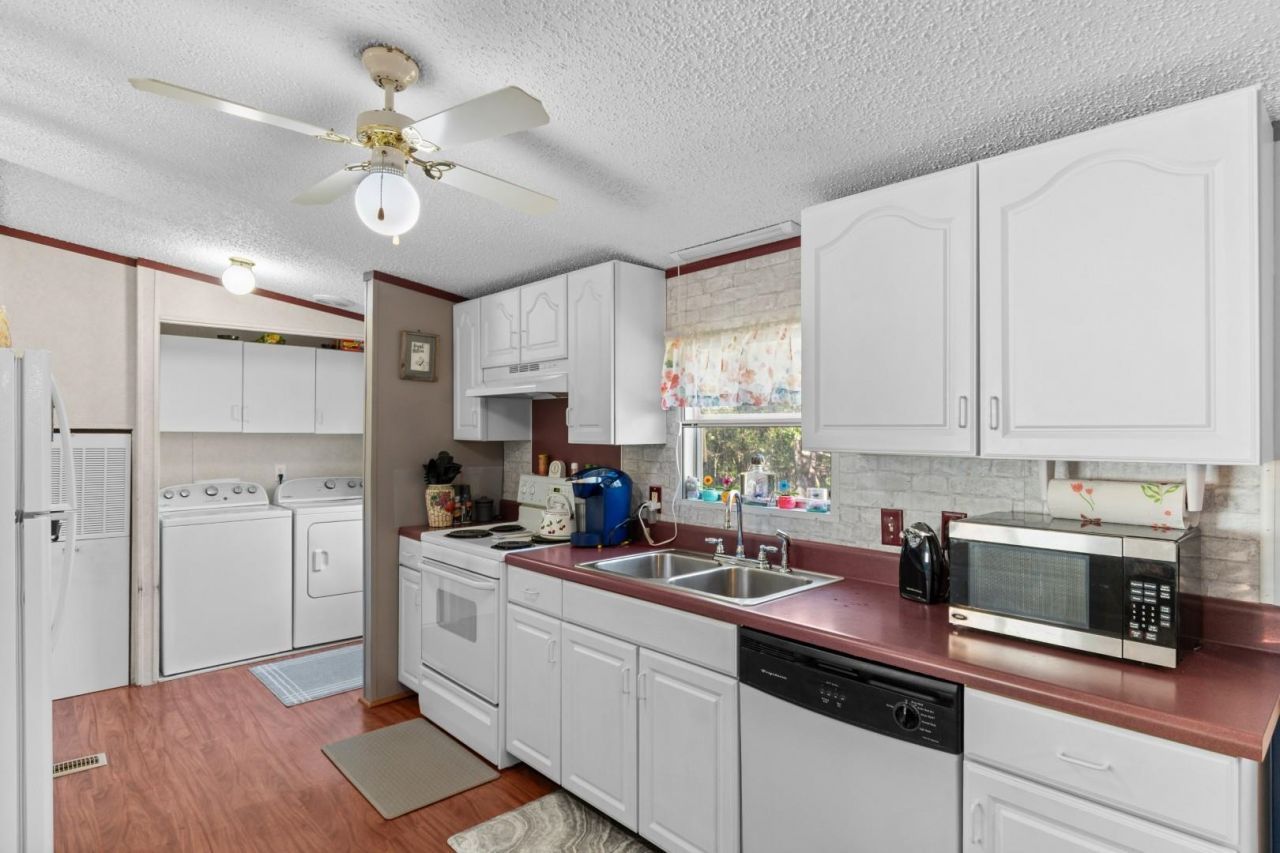 881 Rowe Pond Rd. Photo 5